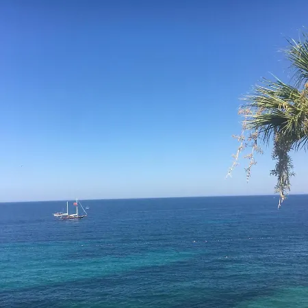 Daire Deniz Manzarali, Plajli Ve Havuzlu Sitede, Seckin Sitesi, Apartment *