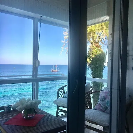 Apartment Daire Deniz Manzarali, Plajli Ve Havuzlu Sitede, Seckin Sitesi, Kusadasi