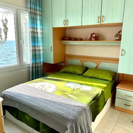 Daire Deniz Manzarali, Plajli Ve Havuzlu Sitede, Seckin Sitesi, * Kusadasi