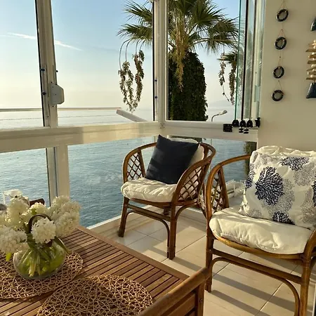 Daire Deniz Manzarali, Plajli Ve Havuzlu Sitede, Seckin Sitesi, Apartment Kusadasi